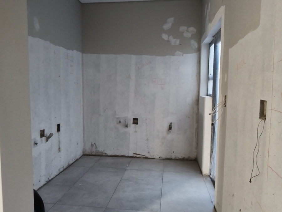  Bedroom Property for Sale in Sandown Western Cape